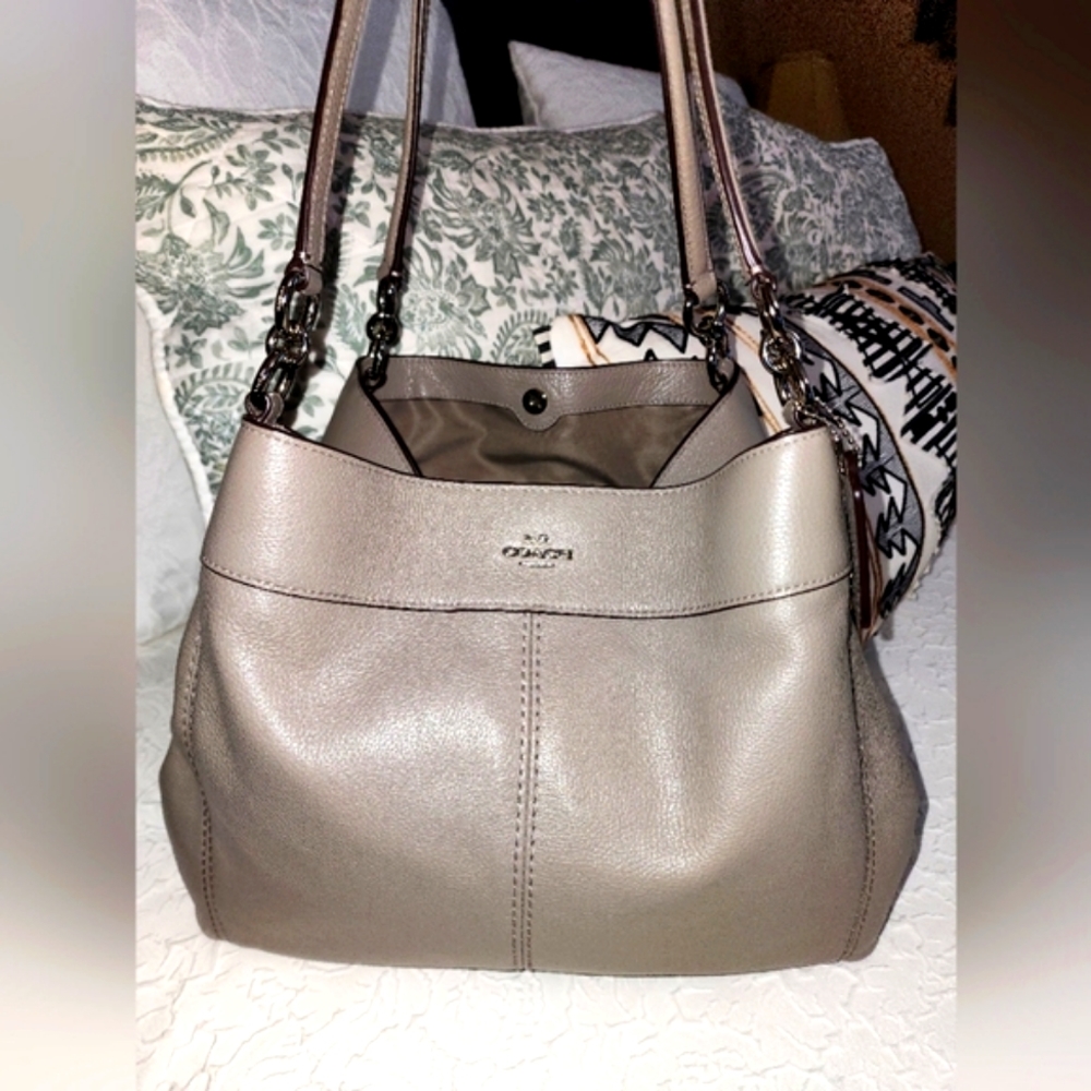 Authentic Coach Taupe Grey leather Hobo handbag